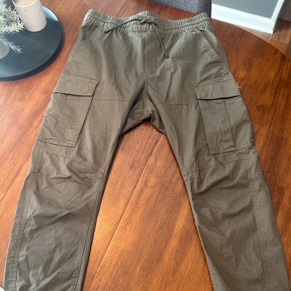 H&M Khakis Joggers Army Green